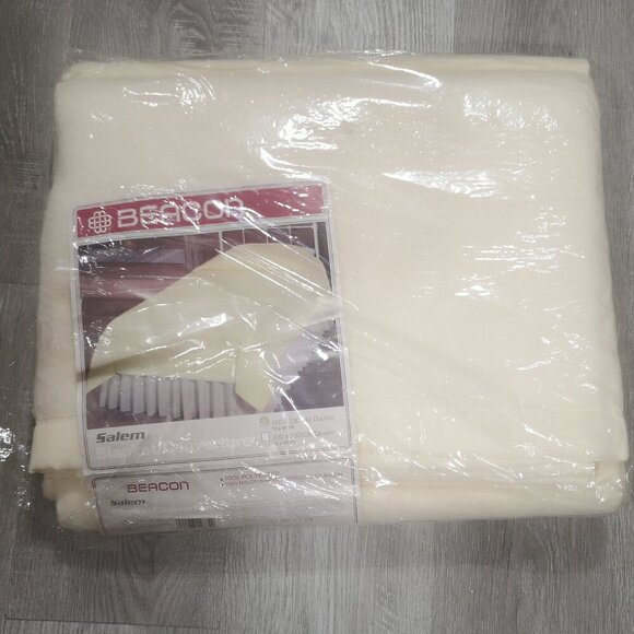 Beacon Salem 100% Polyester Ivory Double Size - 72" x 90" Blanket - Picture 1 of 3